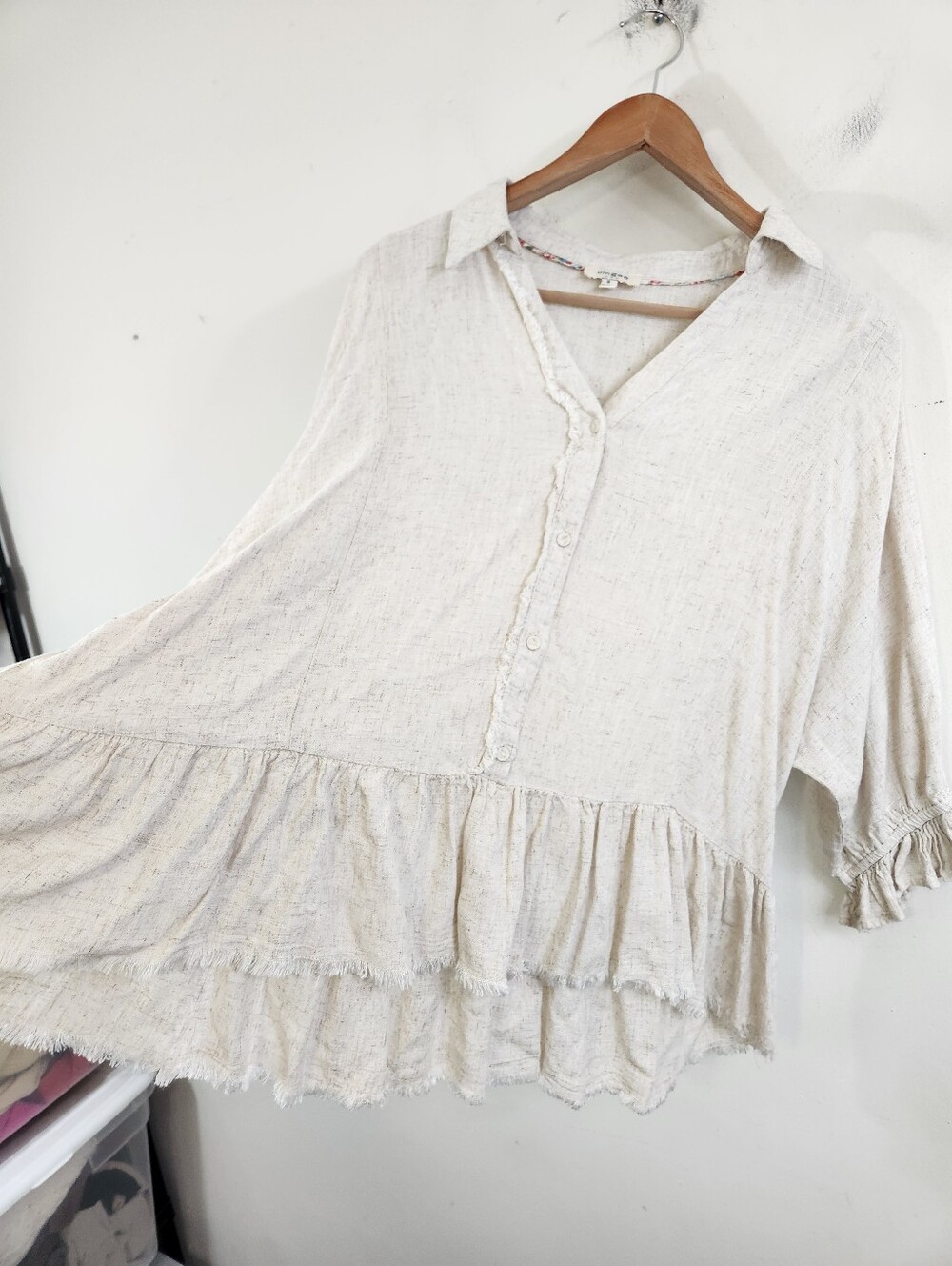 Umgee Linen Blend Oversized Blouse - Picture 6 of 10